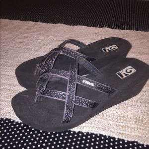 Women’s 6 Teva Mush Wedge Sandals